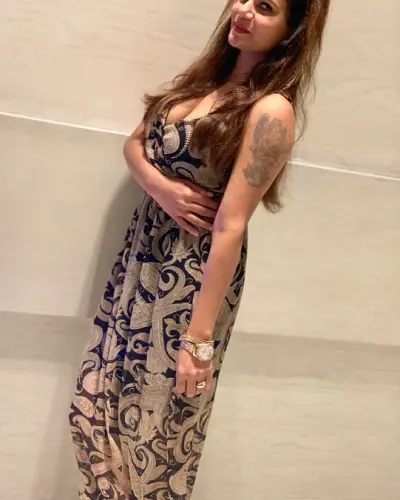 Vinukonda Escort